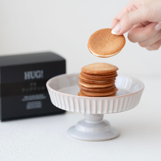 HUGするラングドシャ10枚入り(プレーン/黒ゴマ)